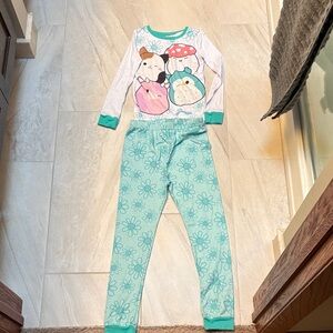 Squishmellows Girls (Size 8) Long Sleeve Pajamas Set